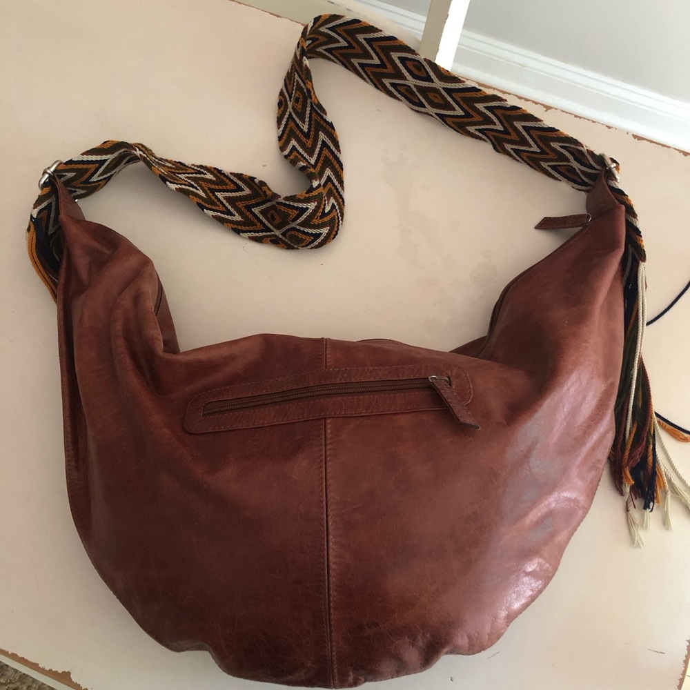 New: Artisans of Columbia Large Leather Hobo Sling Bag